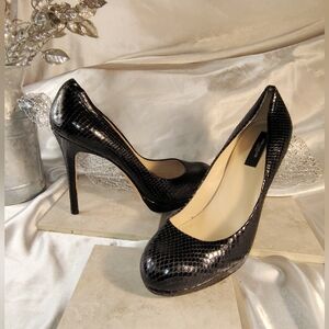 Ann Taylor | Snake Skin Design | Women's black heels, size 8.5